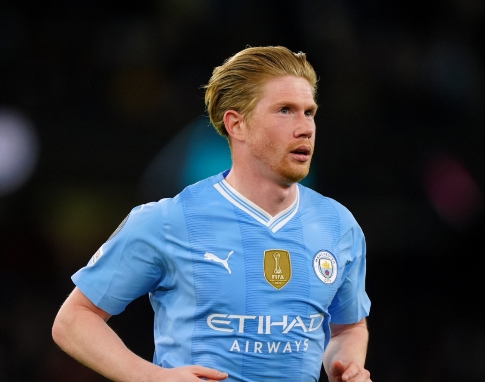 足球中超争冠球队连续丢分，冠军悬念陡增