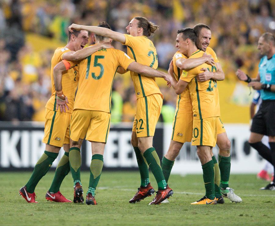 罗马诺：皇马信任18岁小将马斯坦托诺，相信他是前途光明的天才（罗马诺：皇马看好18岁新星马斯坦托诺，认为其前途无量）