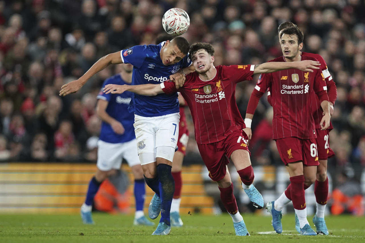 霍姆格伦：冲突已过专注当下，三分全中感恩团队